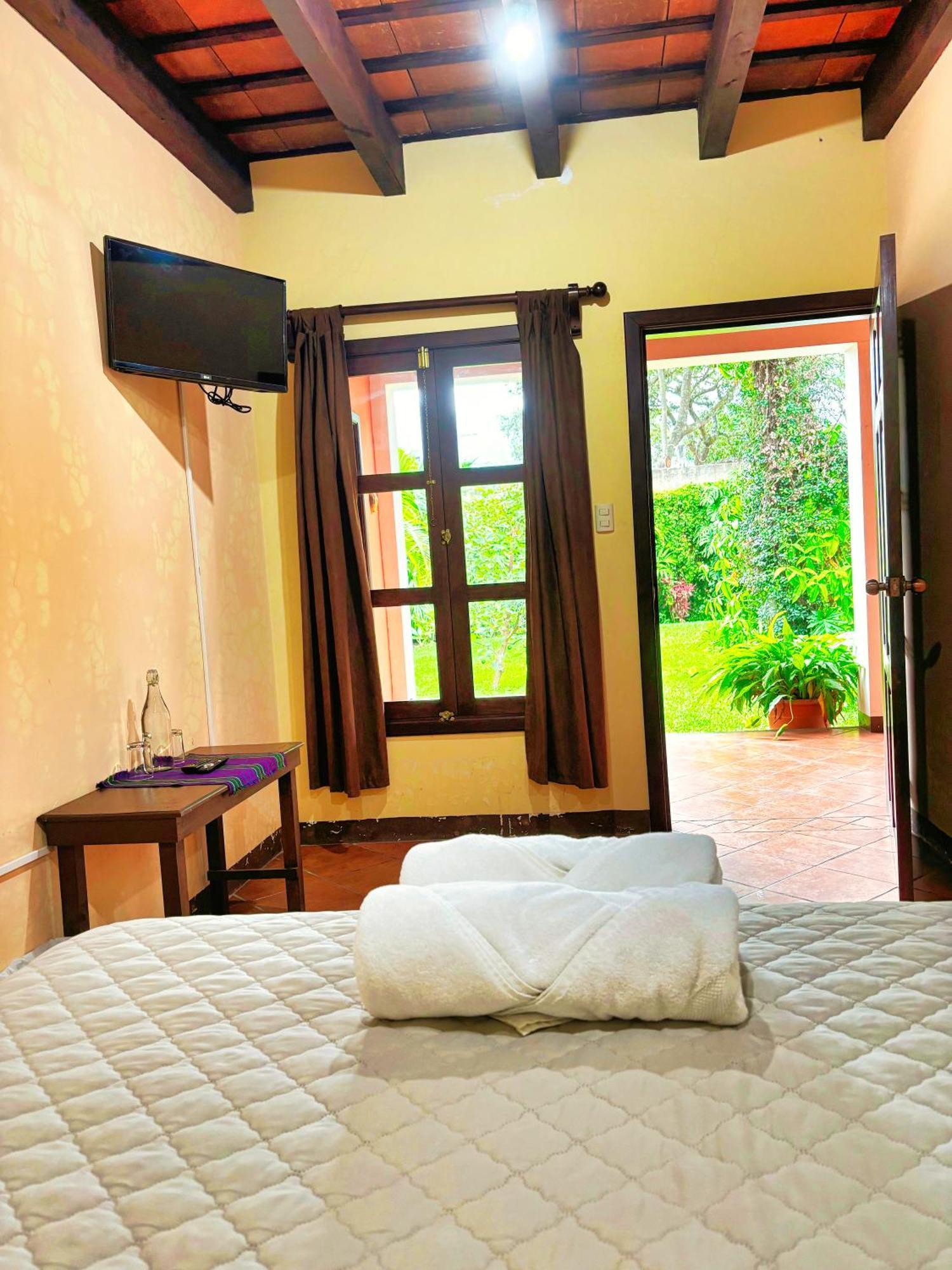 Alana Hotel By Ish Antigua Bagian luar foto